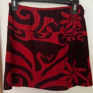 Wahine Toa Skirt  medium but can fit small